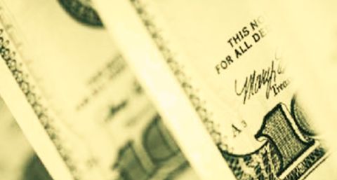 Dólar: el mayorista vuelve a trepar y el BCRA le pone un nuevo techo