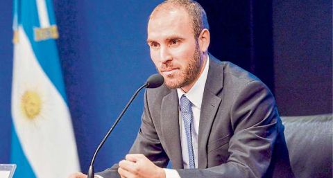 Deuda. Cuáles son las principales trabas para un acuerdo. Según el ministro, "Hay una distancia para cubrir en lo económico"
