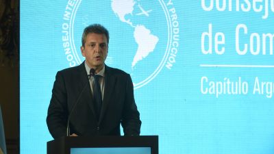 Massa espera 5,5% de inflación en noviembre y acelera la acumulación de reservas para frenar al dólar