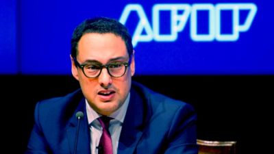 La recaudación tributaria aumentó 53,4% en julio, otra vez por debajo de la tasa de inflación