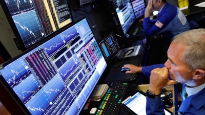 En Wall Street hablan de "pánico" y "pesadilla" y esperan la palabra de Alberto Fernández