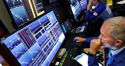 En Wall Street hablan de "pánico" y "pesadilla" y esperan la palabra de Alberto Fernández