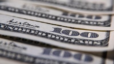 Dólar blue: las siete razones por las que no encuentra techo