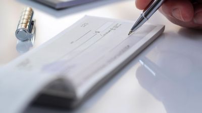 Agilizan los tiempos y reducen los costos de operar con cheques de pago diferido y pagarés