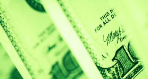 Dólar: el blue se vende a $ 136 tras el retroceso del lunes