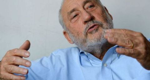 Joseph Stiglitz, nobel de Economía, sobre la crisis de Argentina: "Las medidas de austeridad ralentizarán la economía e impondrán un alto costo en la gente"