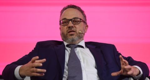 El Gobierno aseguró que, tras la fuerte caída en la facturación de las empresas en abril, la economía comenzó a recuperarse en mayo