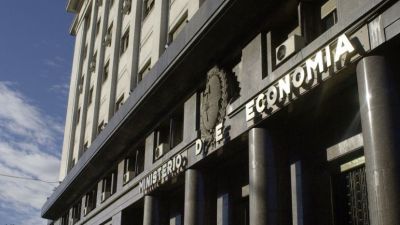 La emisión del dólar linked arrastró a los bonos CER, que ya rinden más de 10%