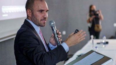 Guzmán defendió el ajuste: "Reducir el déficit no es de derecha"