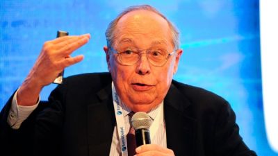 Guillermo Calvo, sobre el gobierno: Son de izquierda pero toman medidas ortodoxas, entienden que parte del ajuste lo tiene que hacer el sector trabajador"