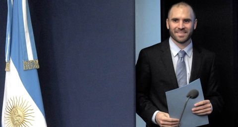 El Gobierno ofreció canjear un bono de $100.000 millones que vence el 13 de febrero por títulos a 18