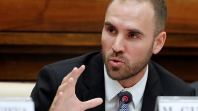 El peligro de recesión mundial obliga a Martín Guzmán a modificar el plan para renegociar la deuda