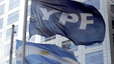 YPF. Avanza otra demanda millonaria contra la petrolera en EE. UU.