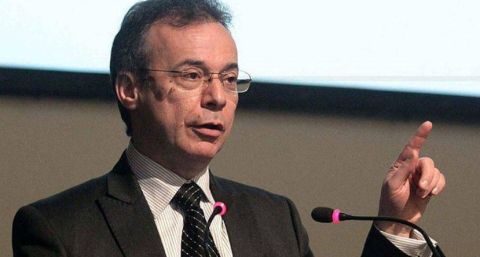 Daniel Artana, sobre la crisis de la Argentina: "La inversión se trituró"