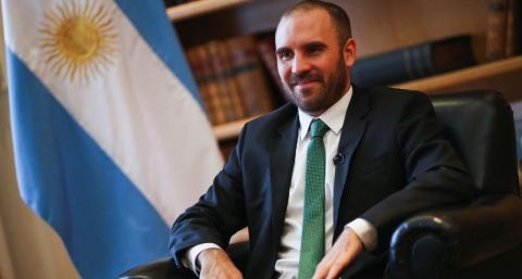 Con el acuerdo se espera que crezcan las reservas, la deuda en pesos y la presión para recaudar más