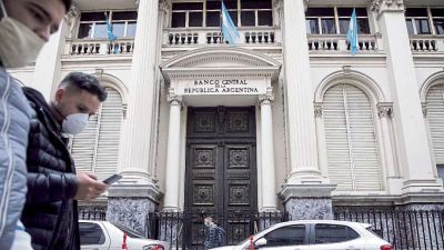 ¿Y las reservas? La meta que incomoda al Gobierno en su acuerdo con el FMI