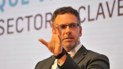 Cayeron 20% los depósitos en dólares durante septiembre