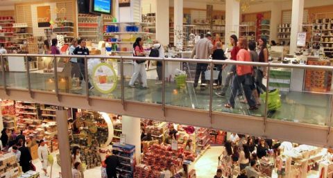 La inflación se aceleró en noviembre y el año cerraría apenas por debajo del 55%