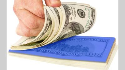 Por qué en la City apuestan a una baja del dólar blue post cuarentena