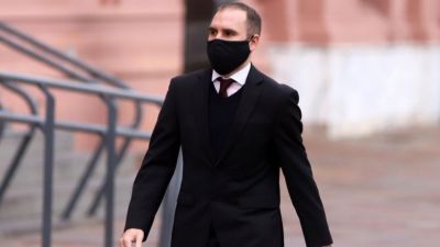 Deuda: el ahorro por los dos canjes es de u$s 40.000 millones en 100 años. Pasaron los bonistas, ahora es el turno del FMI y de definir un plan para recuperar inversores