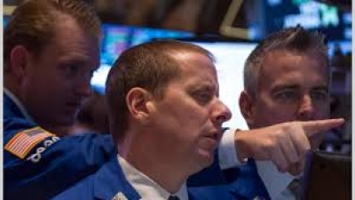Cae 10 puntos porcentuales la probabilidad de default