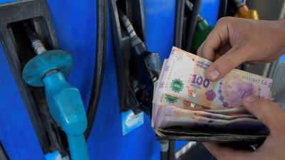 Por primera vez desde mayo, la gente cree que la inflación supera el 45%. El consumo masivo acumula 10 meses de caídas consecutivas