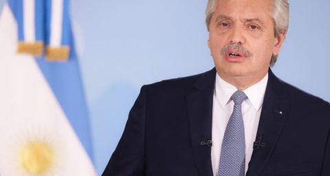 Deuda: el Gobierno pasó raspando otro test, pese a que los bancos le compraron el 74% de lo emitido