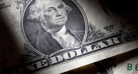 El pie del Banco Central en futuros mantuvo el dólar a raya