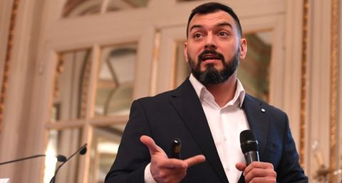 Para Emmanuel Álvarez Agis, El Banco Central va a llegar muy escuálido a diciembre