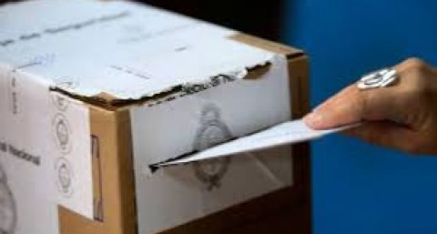 La guerra de encuestas, sin freno: tres nuevos sondeos con la pelea presidencial