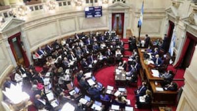 Finanzas: los inversores, frente a las expectativas por el dólar