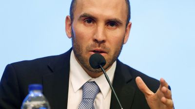 El Gobierno confirmó que la oferta a los acreedores de la deuda será a mediados de marzo