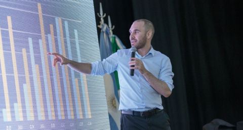 El riesgo país ya aumentó 50% desde el canje de la deuda y roza los 1.600 puntos