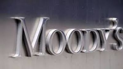 Moody"s traza un panorama complejo para las empresas argentinas por la lenta recuperación económica y la inflación