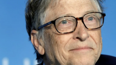 Las tres acciones que elige Bill Gates para ganarle al mercado y que representan casi el 70% de su cartera