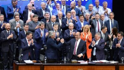 Las provincias deberán pagar USD 4.000 millones de deuda en 2020 y varias ya piensan en reestructuraciones