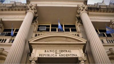 Reservas del BCRA al límite: mucho de lo que brilla es oro y señalan por qué es riesgoso. El Tesoro debería absorber los pesos de la súper emisión
