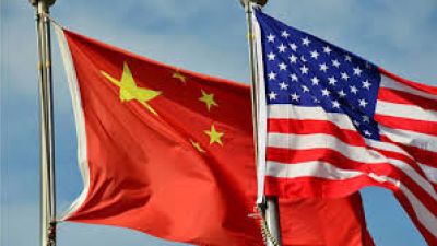 Guerra comercial: China desafía a Trump y deja caer al yuan a su nivel más bajo en una década