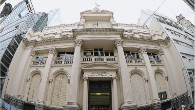 El Gobierno toma u$s 1.300 millones de las reservas para pagar deuda
