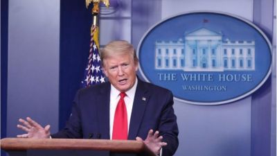 Viernes negro: la economía y los aranceles de Trump tiraron todo para abajo en los mercados