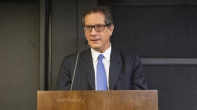 Canje y dólar: el Central suma poder de fuego para achicar la brecha cambiaria y usará las reservas para defender "el modelo productivo"