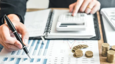 Multinacionales desarman plazos fijos UVA y se van a bonos en dólares
