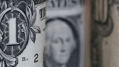Las importaciones están en un piso histórico, pero aún así los dólares no alcanzan. Durante 2020, la deuda pública nacional aumentó en más de US$ 13.000 millones