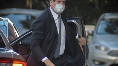 En medio de las negociaciones por el nuevo acuerdo, el Gobierno le paga hoy US$ 315 millones al FMI. Pese a las fuertes restricciones, en 2020 salieron del Banco Central casi US$ 18.000 millones