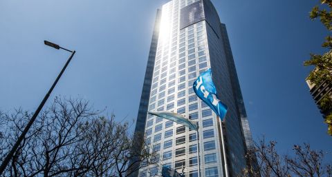 Tras el canje de su deuda, YPF volvió al mercado local y consiguió US$122 millones