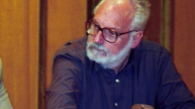 De Pablo: "Hay una parálisis monstruosa y medidas al borde del chiste". Carlos Melconian: "Si no fuera por la santa soja, esto volaba por el aire"