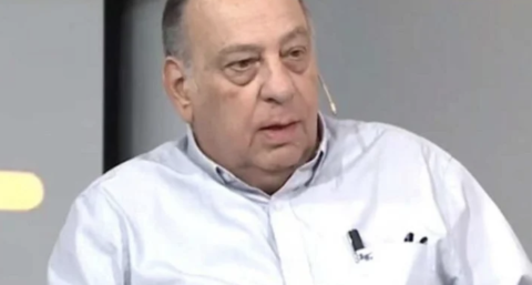 Dólar oficial y dólar blue, ¿cómo es la "bomba de tiempo" sobre la que alertó Roberto Cachanosky?