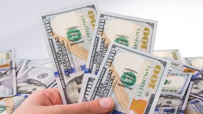 Semana financiera: el dólar libre se estabilizó, pero cayeron las reservas y los bonos