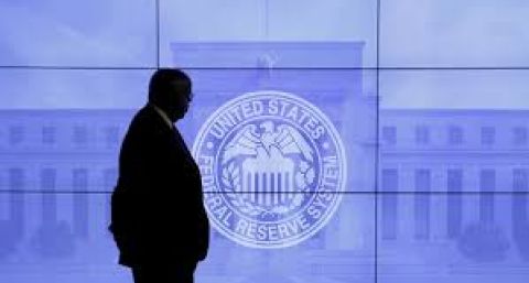 El Merval suele subir 7% en dólares una semana antes del inicio del ciclo de bajas de la Fed