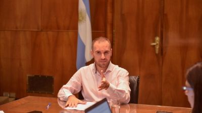 El Gobierno postergó hasta 2021 el pago de bonos en dólares por USD 10 mil millones emitidos bajo ley local